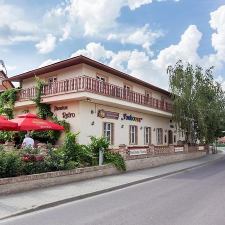Retro Vrbovec Hotel Exterior foto