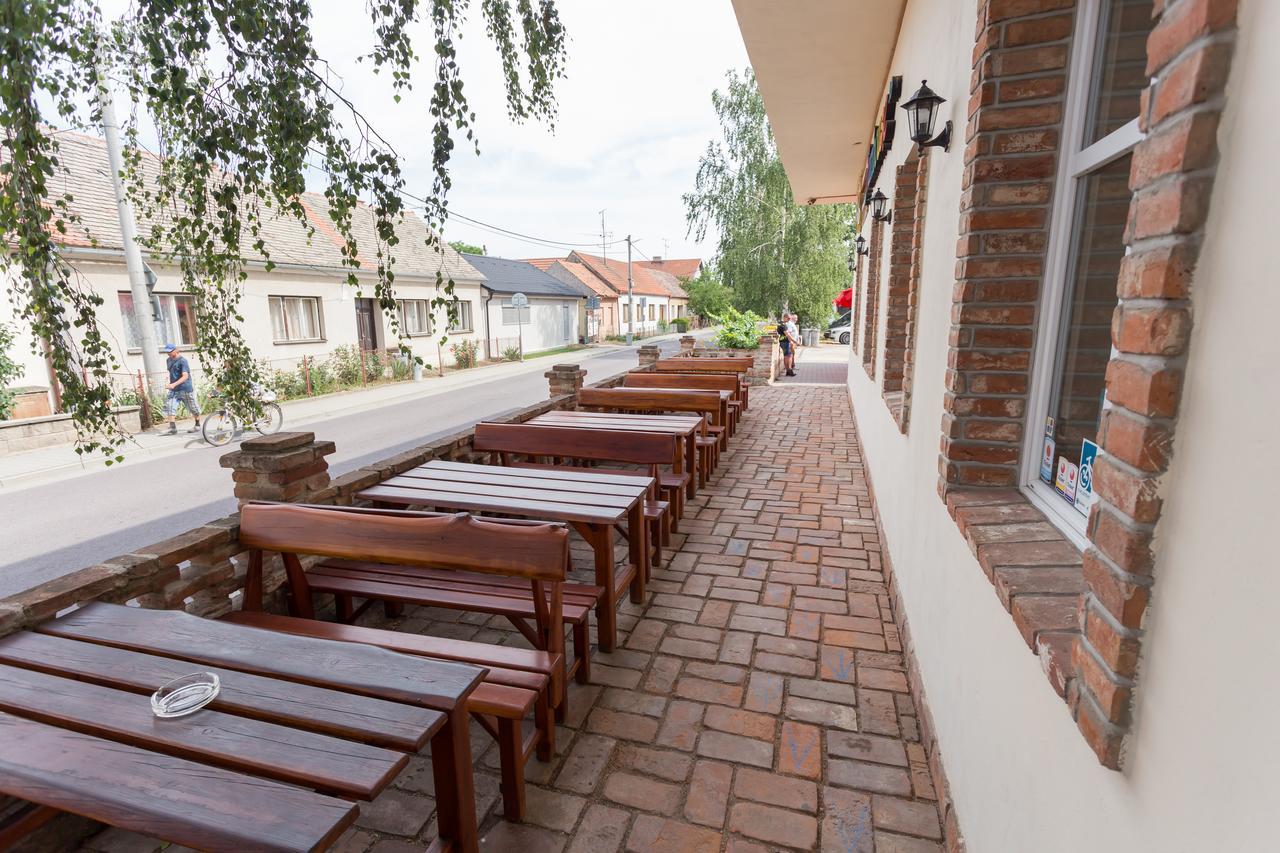 Retro Vrbovec Hotel Exterior foto